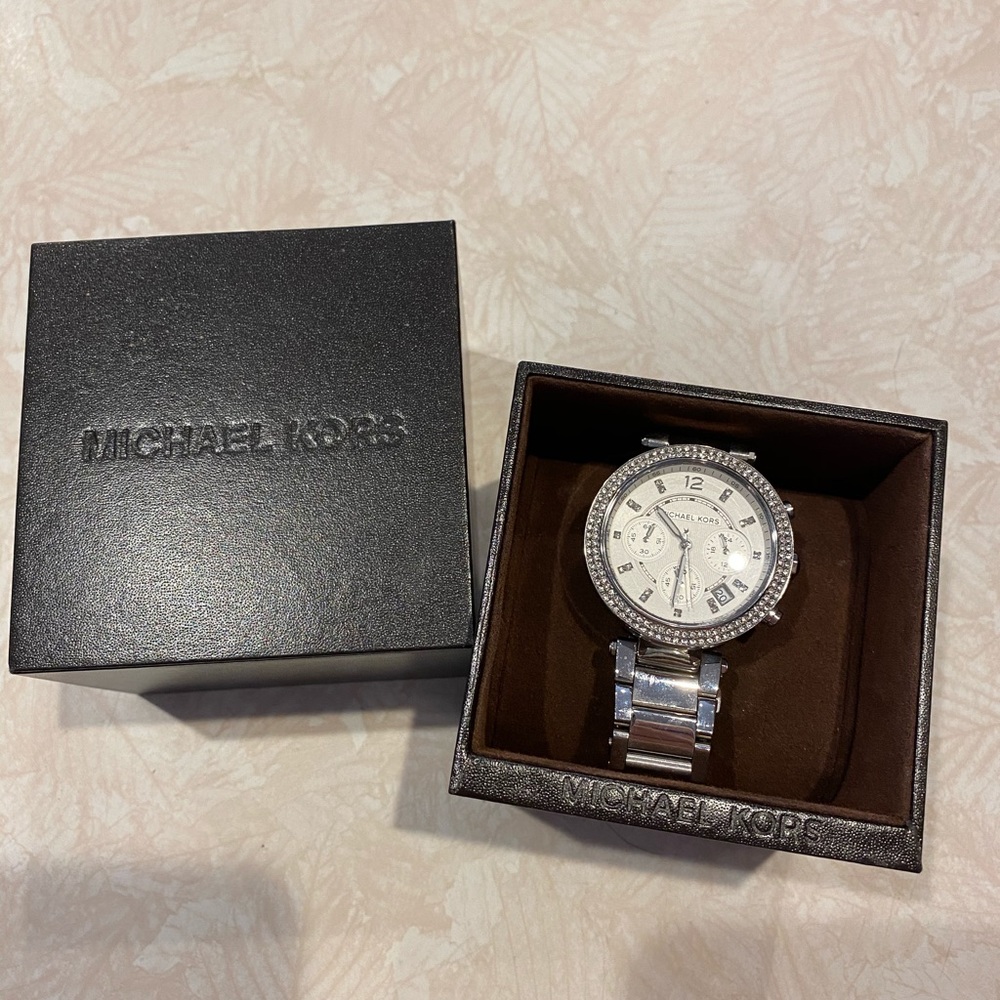 Michael Kors super large faced watch